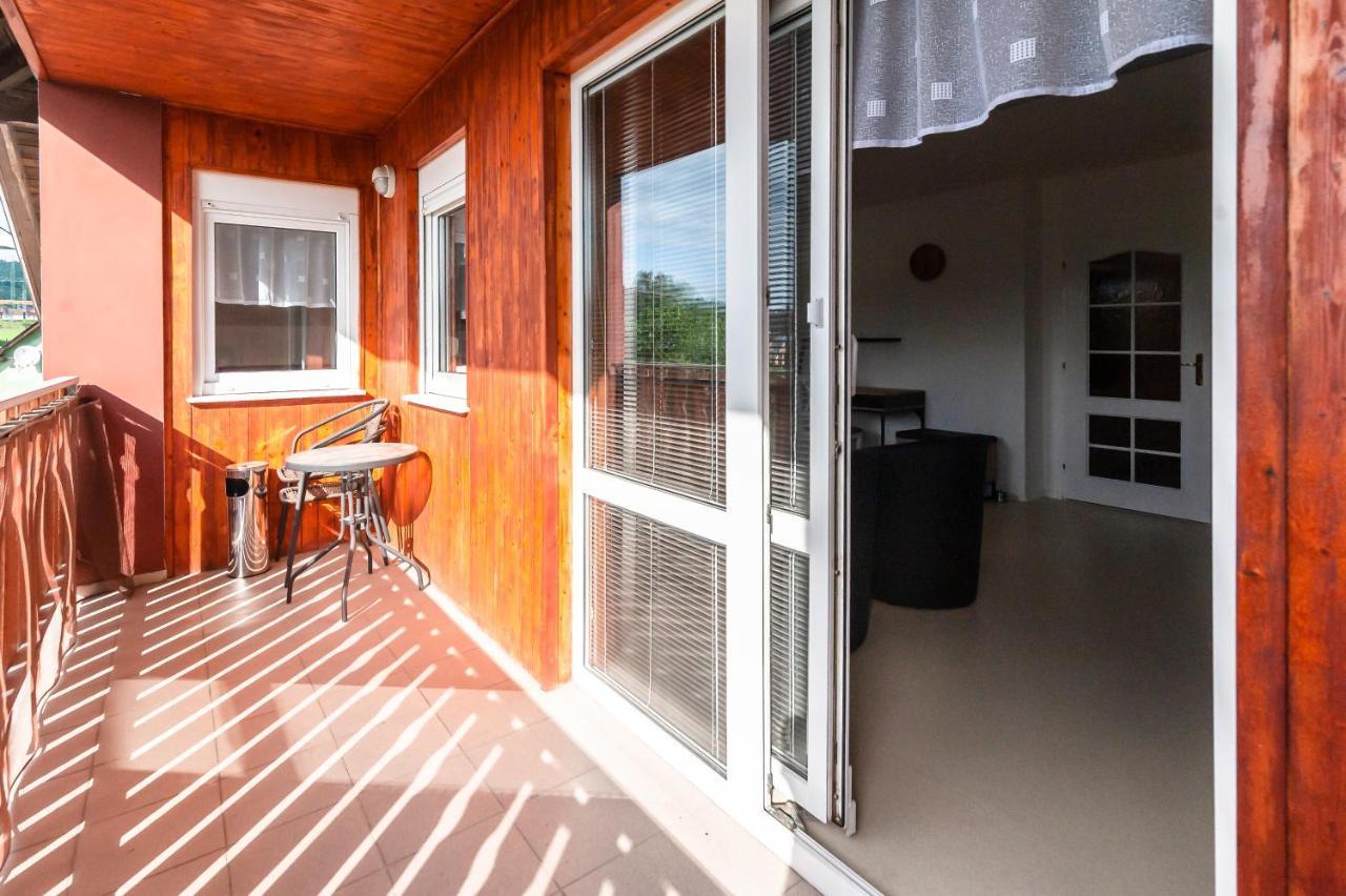 Penzion V Údolí Hodkovice nad Mohelkou Exterior foto